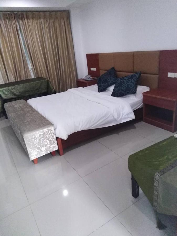 Z.H.P Hotel Ban Khlong Nung Buitenkant foto